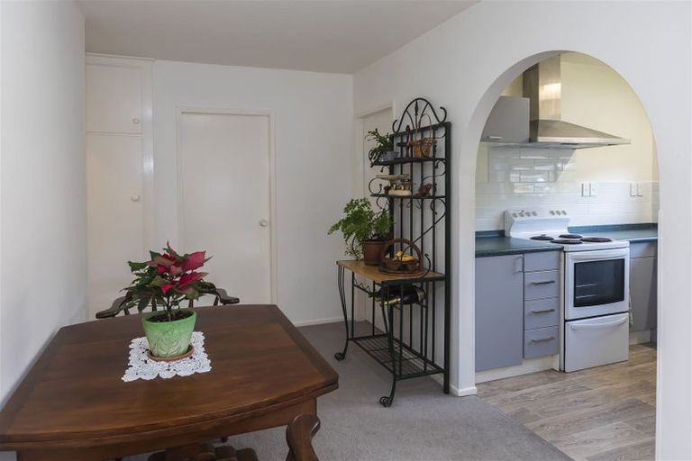 Photo of property in 1/36 Laing Crescent, Heathcote Valley, Christchurch, 8022