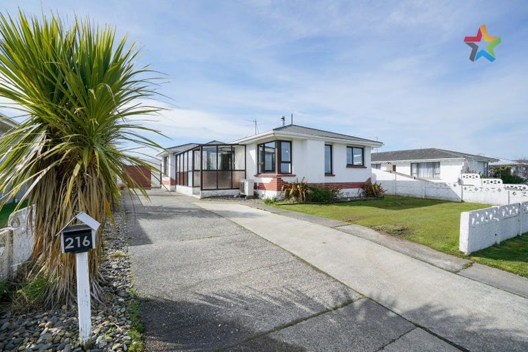 Photo of property in 216 Conyers Street, Strathern, Invercargill, 9812
