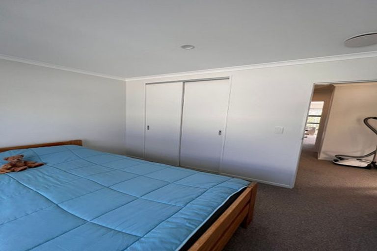 Photo of property in 51 Eugenia Rise, Totara Heights, Auckland, 2105
