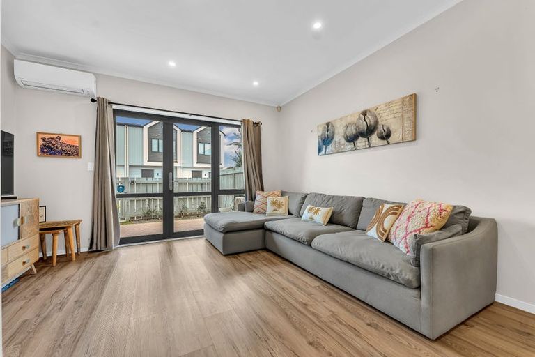 Photo of property in 7/66 Swanson Road, Henderson, Auckland, 0610