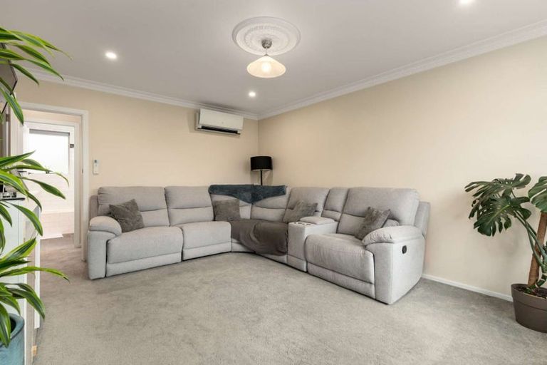 Photo of property in 4/16 Holly Road, St Albans, Christchurch, 8014