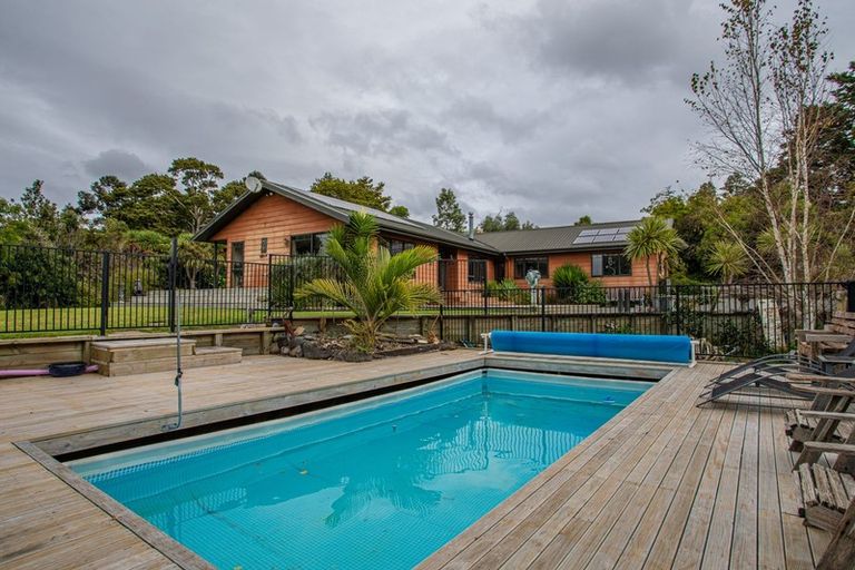 Photo of property in 41 Cory Road, Kaukapakapa, 0873