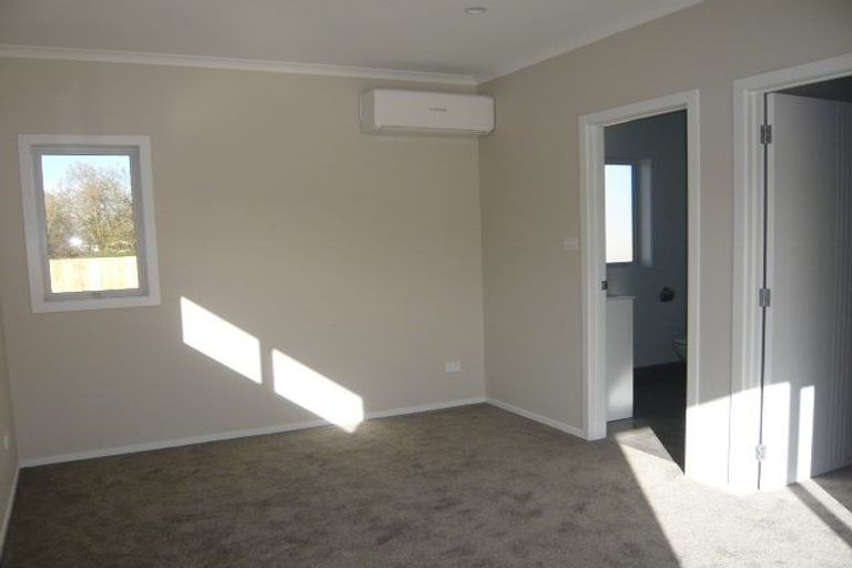 Photo of property in 16 Paiaka Place, Rototuna North, Hamilton, 3210