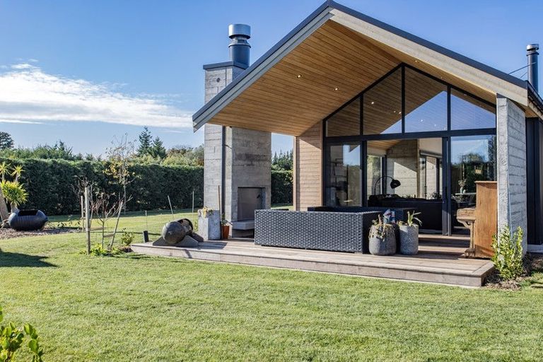 Photo of property in 112 Birchs Road, Prebbleton, 7674