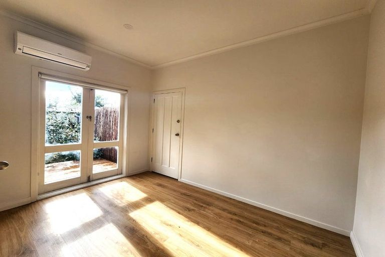 Photo of property in 554c Swanson Road, Ranui, Auckland, 0612