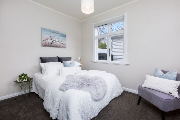 Photo of property in 8 Leighton Avenue, Waiwhetu, Lower Hutt, 5010