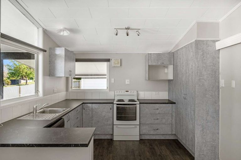 Photo of property in 1 Donna Street, Outer Kaiti, Gisborne, 4010