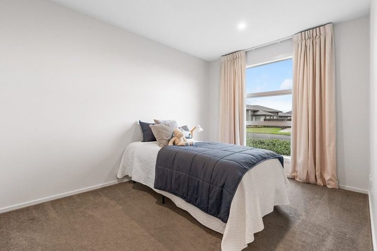 Photo of property in 18 Carrick Place, Mosgiel, 9024