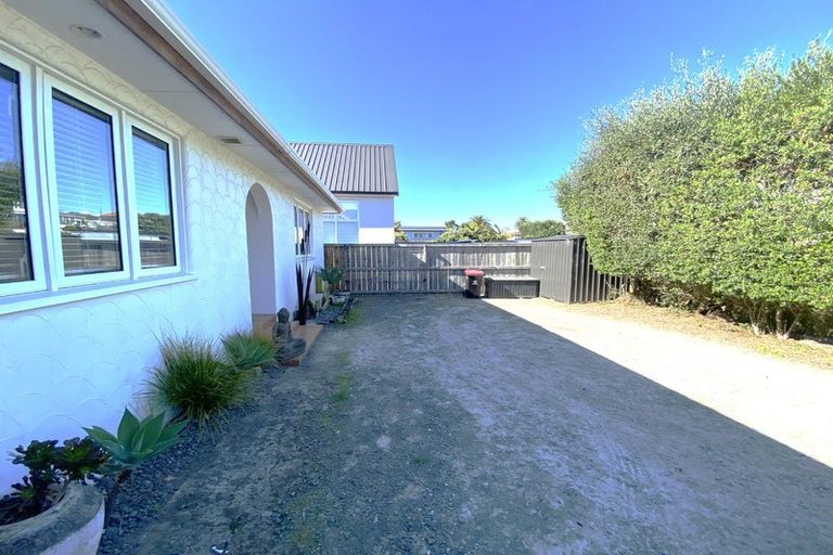 Photo of property in 55a Oceanview Road, Mount Maunganui, 3116