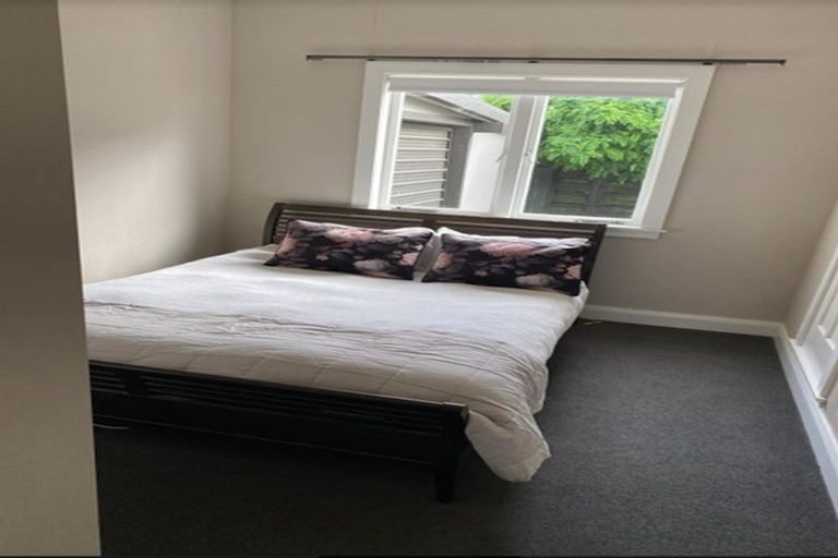 Photo of property in 7 Hilton Road, St Andrews, Hamilton, 3200