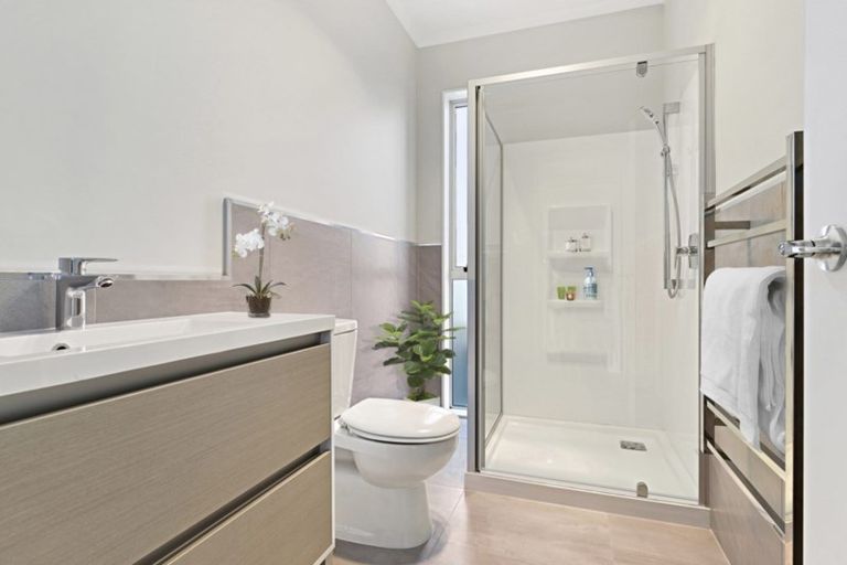 Photo of property in 4 Leggett Lane, Red Beach, 0932