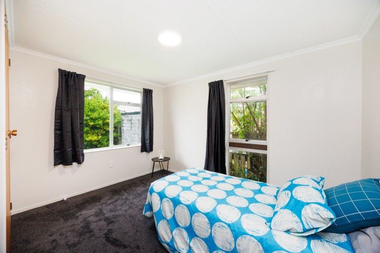 Photo of property in 4 Waihi Place, Westbrook, Palmerston North, 4412