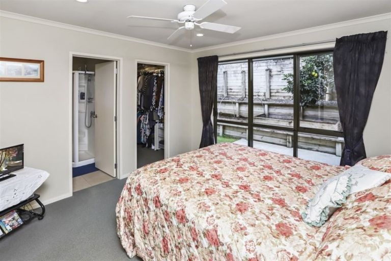 Photo of property in 8 Eliza Place, Grandview Heights, Hamilton, 3200