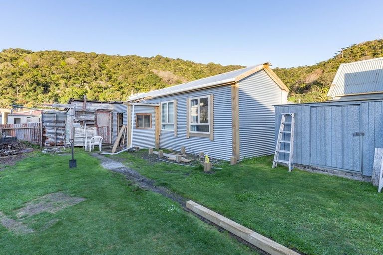 Photo of property in 7 Alexander Terrace, Greymouth, 7805