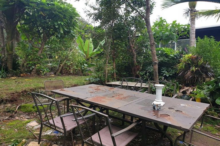 Photo of property in 15 Puriri Place, Tuateawa, Coromandel, 3583