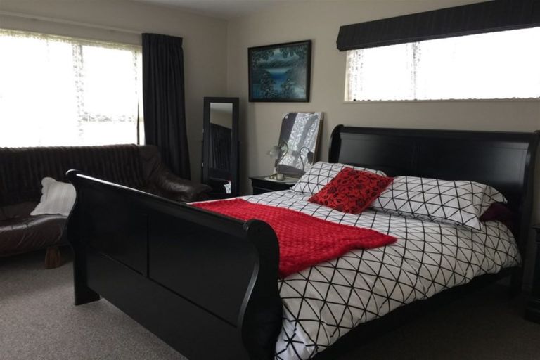 Photo of property in 37 Whittaker Street, Shannon, 4821