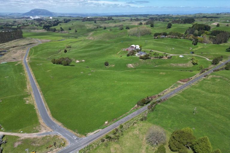 Photo of property in 140 Tuhingamata Road, Oruanui, Taupo, 3384