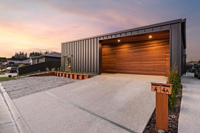 Photo of property in 4 Cumberland Road, Lower Shotover, Queenstown, 9304