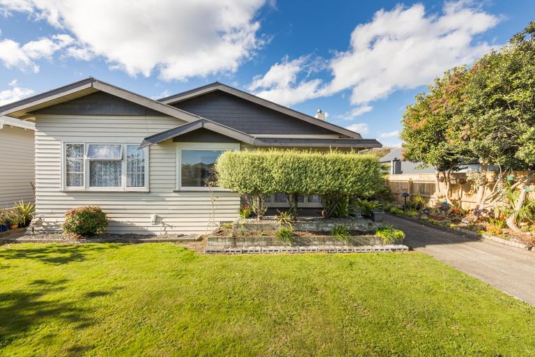 Photo of property in 125 Heretaunga Street, Palmerston North, 4414