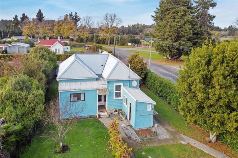 Photo of property in 24 Edward Street, Waimate, 7924