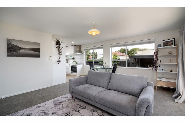 Photo of property in 2/19 Walton Street, Sydenham, Christchurch, 8023