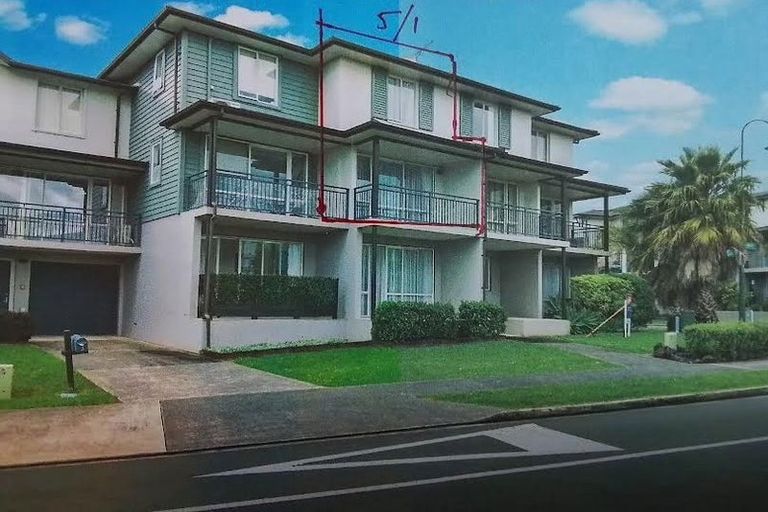 Photo of property in 5/1 Opito Way, East Tamaki, Auckland, 2013