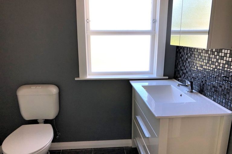 Photo of property in 23 Argyle Street, Balclutha, 9230