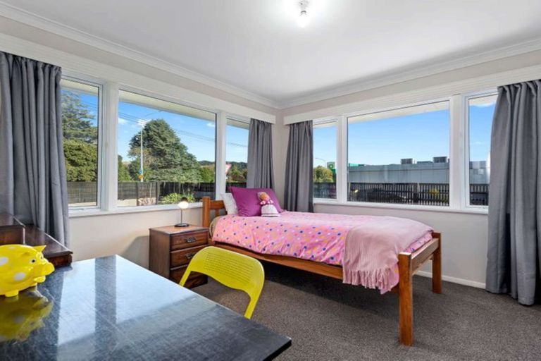 Photo of property in 971 Fergusson Drive, Ebdentown, Upper Hutt, 5018