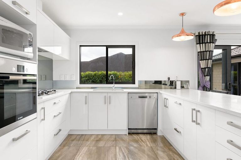 Photo of property in 8 The Link, Flagstaff, Hamilton, 3210