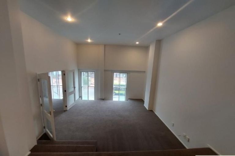 Photo of property in Courtenay Apartments, 204/120 Courtenay Place, Te Aro, Wellington, 6011