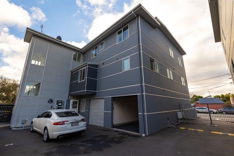 Photo of property in 3/8 Hutcheson Street, Sydenham, Christchurch, 8023
