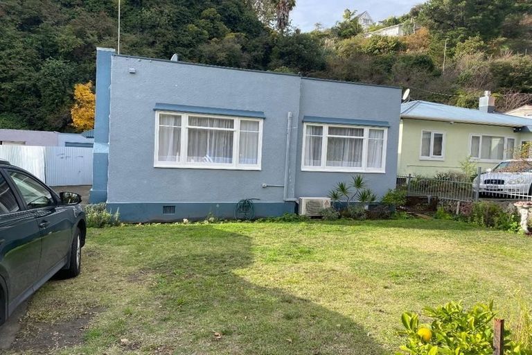Photo of property in 45 Burns Road, Hospital Hill, Napier, 4110