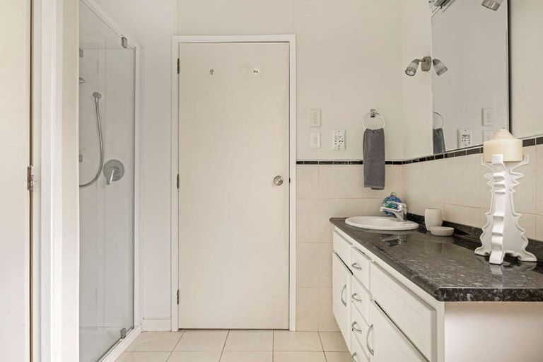 Photo of property in 24 Sunvale Crescent, Whataupoko, Gisborne, 4010