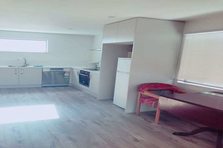 Photo of property in 10 Toia Lane, Silverdale, 0932