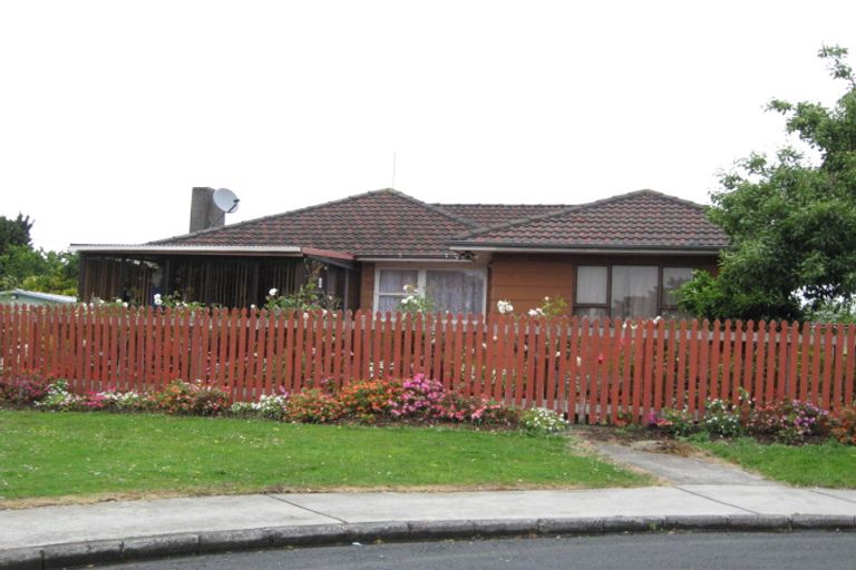 Photo of property in 11 Hinau Road, Mangere Bridge, Auckland, 2022