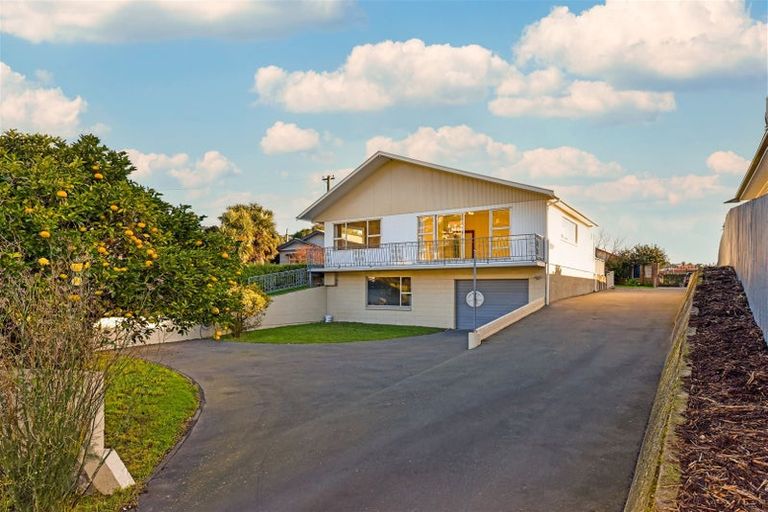 Photo of property in 67 Eastern Terrace, Beckenham, Christchurch, 8023