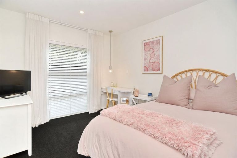 Photo of property in 29 Kohunga Crescent, Bottle Lake, Christchurch, 8083