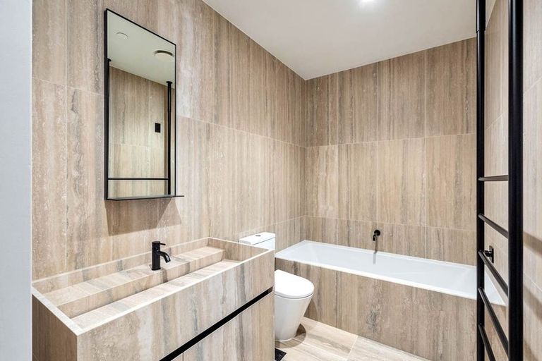 Photo of property in The International, 1408/9 Princes Street, Auckland Central, Auckland, 1010