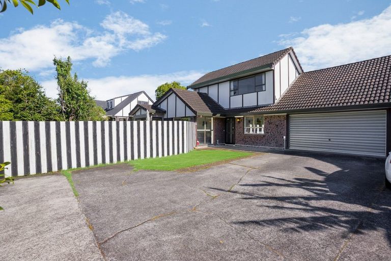 Photo of property in 18 Galloway Crescent, Farm Cove, Auckland, 2012