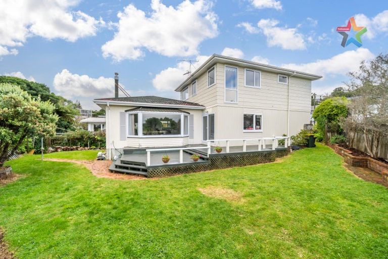 Photo of property in 10 Clematis Grove, Maungaraki, Lower Hutt, 5010