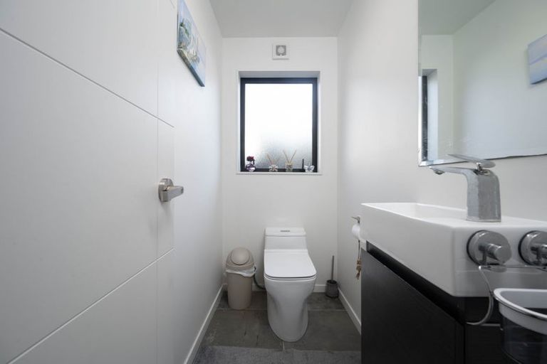 Photo of property in 32 Huarahi Pai Road, Huapai, Kumeu, 0810