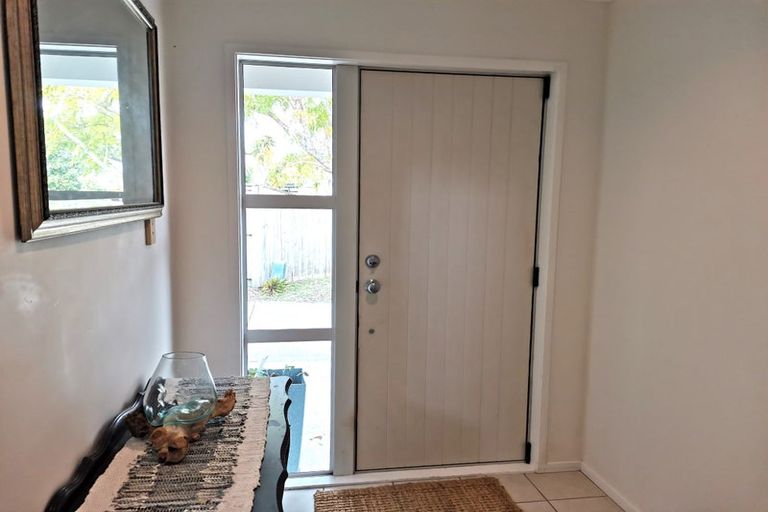 Photo of property in 59 Pyle Road West, One Tree Point, 0118