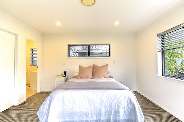 Photo of property in 2 Mosslea Court, Rototuna North, Hamilton, 3210