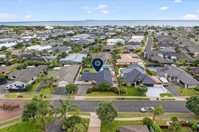 Photo of property in 56 Matemuri Drive, Papamoa Beach, Papamoa, 3118