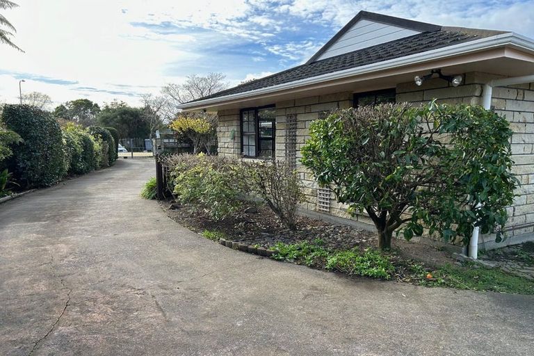 Photo of property in 14 Charnwood Grove, Waikanae, 5036