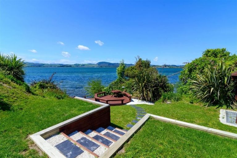 Photo of property in 177 Kawaha Point Road, Kawaha Point, Rotorua, 3010