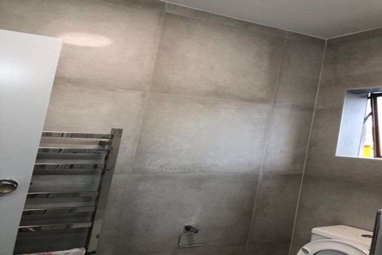 Photo of property in 3/762 Beach Road, Browns Bay, Auckland, 0630