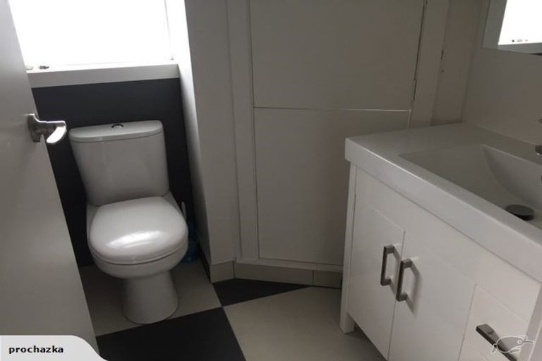 Photo of property in 22 Saint Leonards Road, Devonport, Auckland, 0624