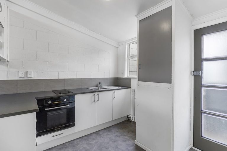 Photo of property in 12/27 Mokoia Road, Birkenhead, Auckland, 0626