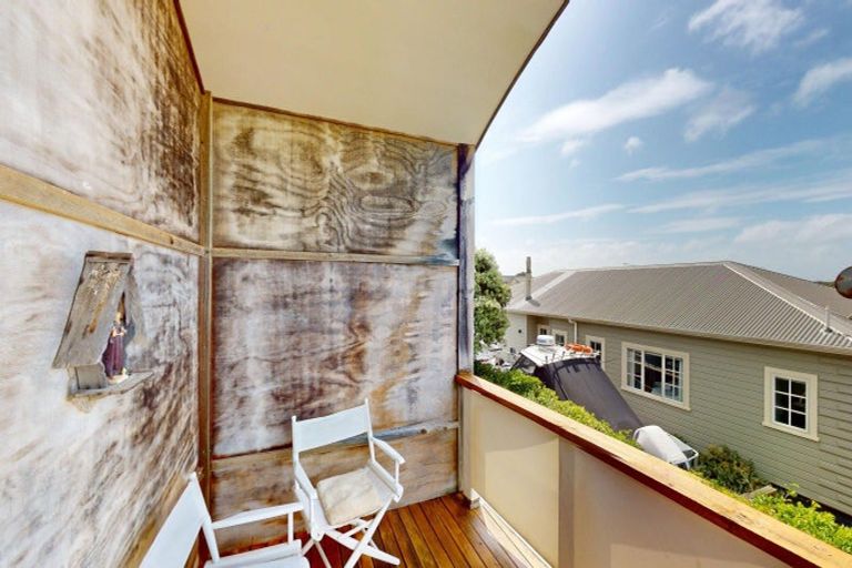 Photo of property in 30 Kent Avenue, Waitarere Beach, Levin, 5510